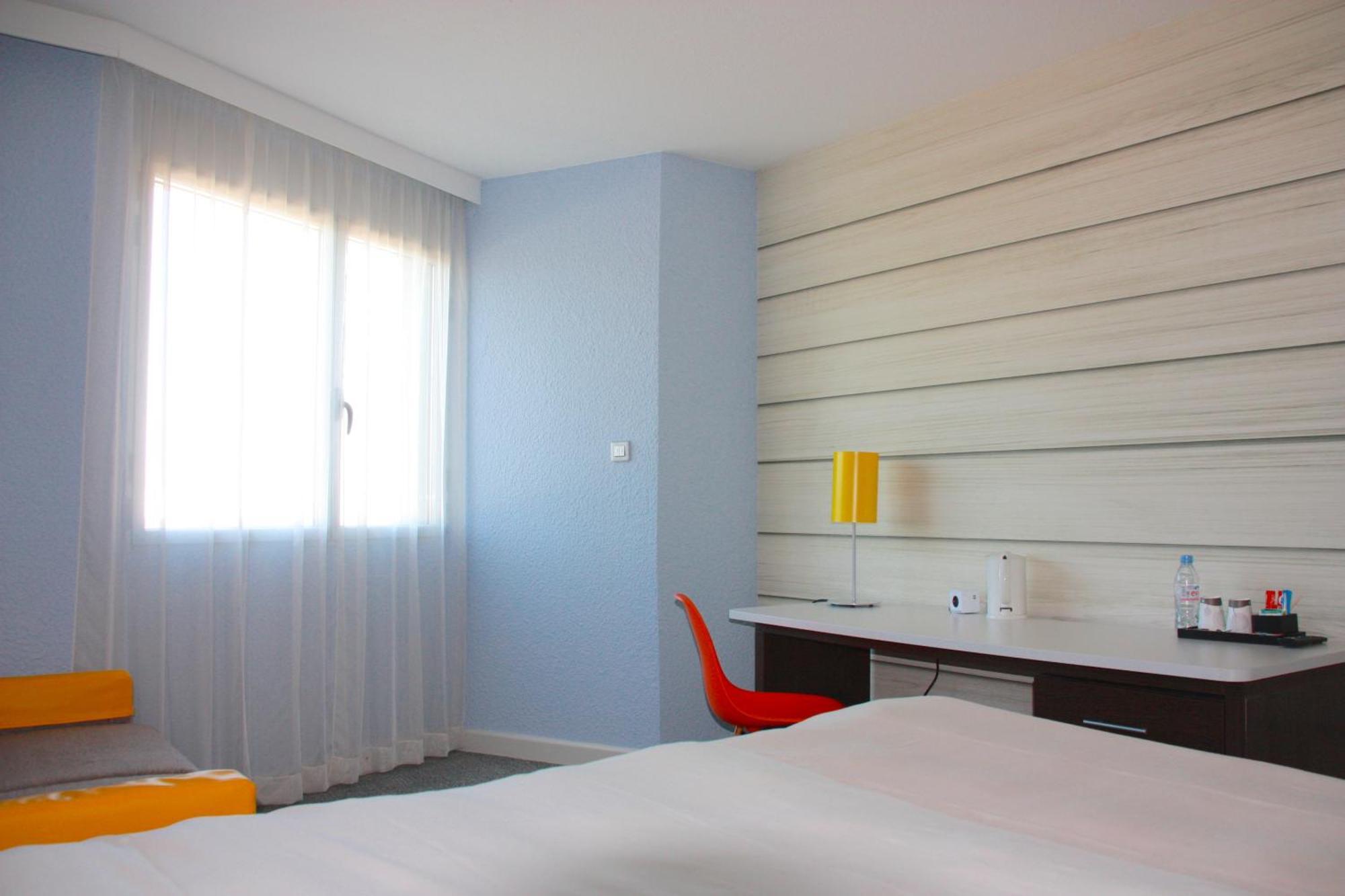 Ibis Styles Toulon La Seyne Sur Mer Экстерьер фото