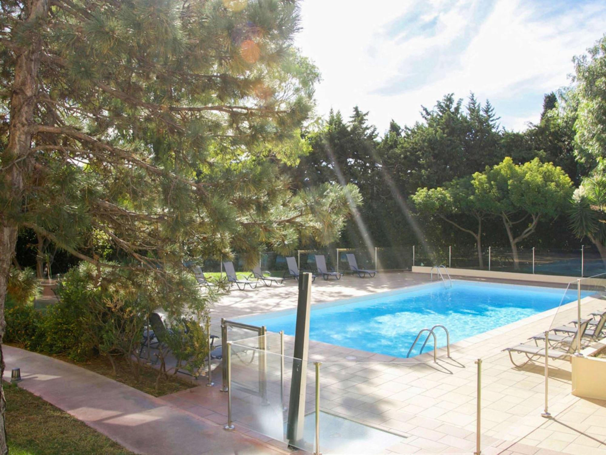 Ibis Styles Toulon La Seyne Sur Mer Экстерьер фото