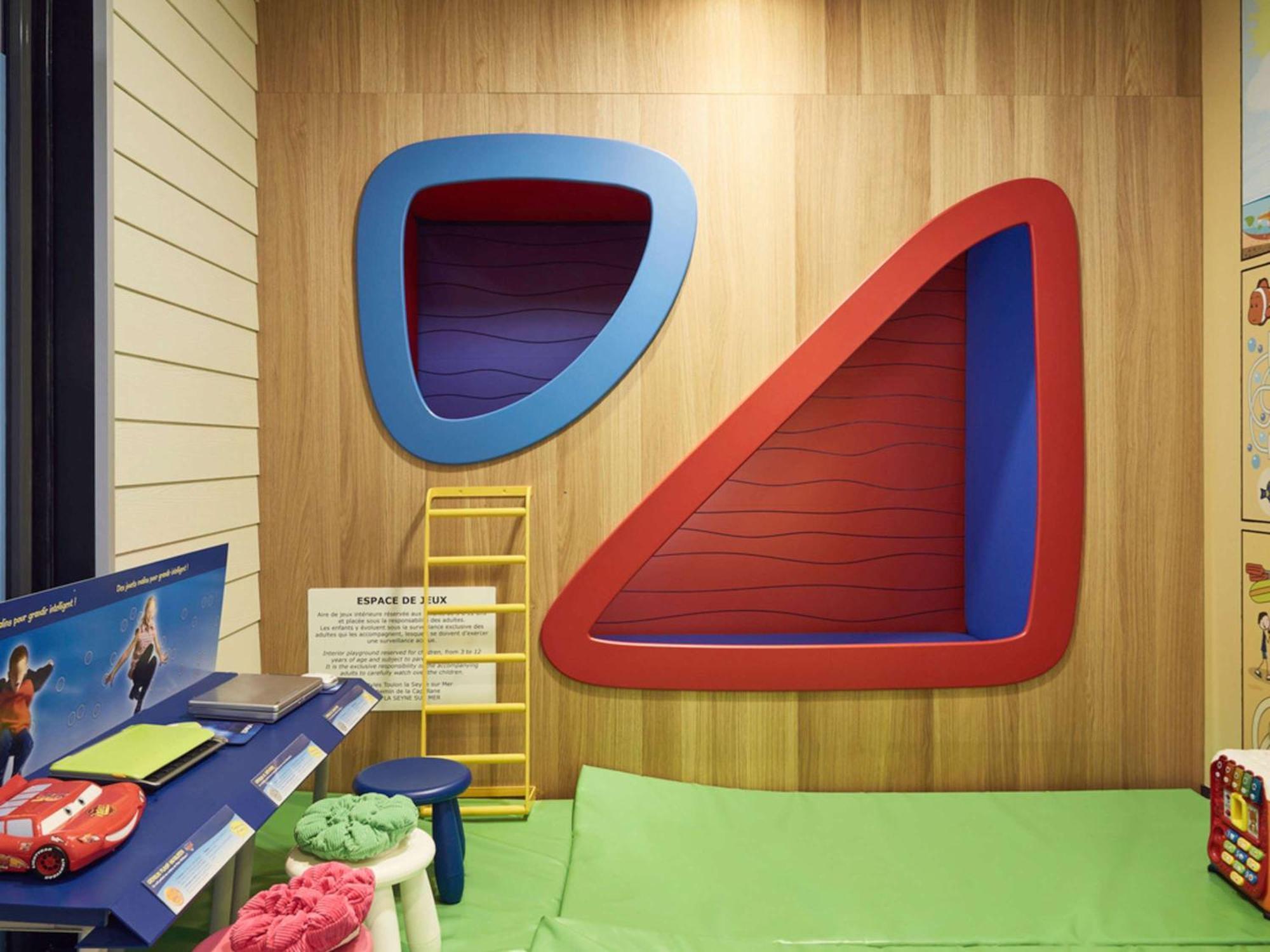 Ibis Styles Toulon La Seyne Sur Mer Экстерьер фото