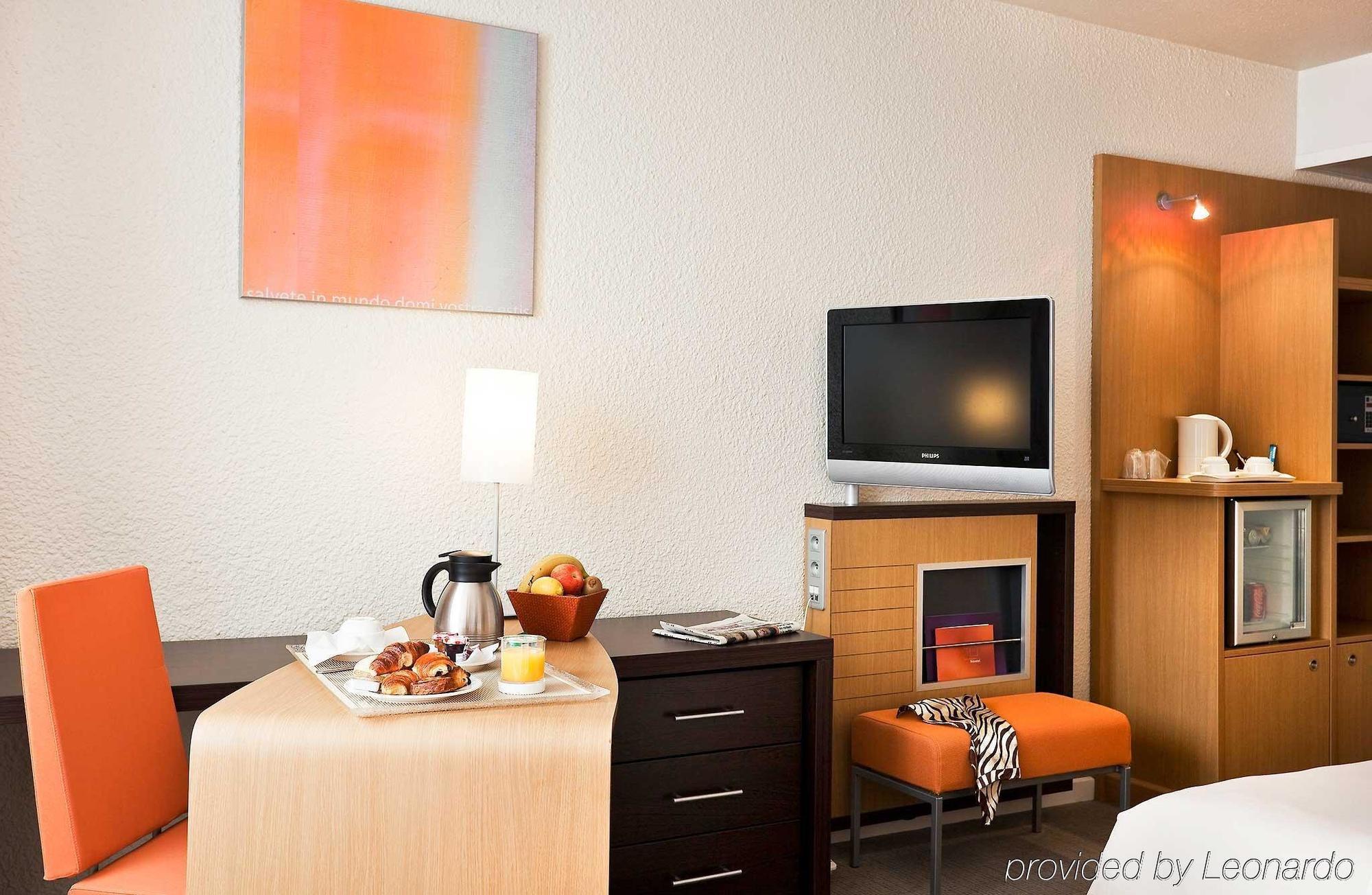 Ibis Styles Toulon La Seyne Sur Mer Экстерьер фото